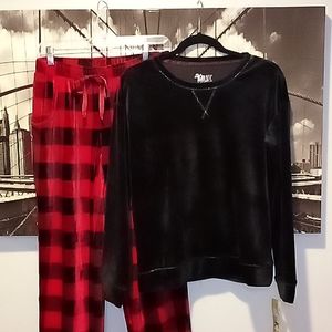 NWT! Muk Luks Women's Small Velour Pajama Set
